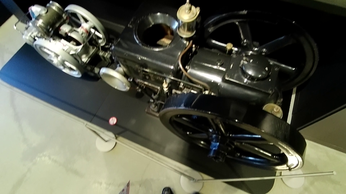 ヤンマーHB型ディーゼルエンジン