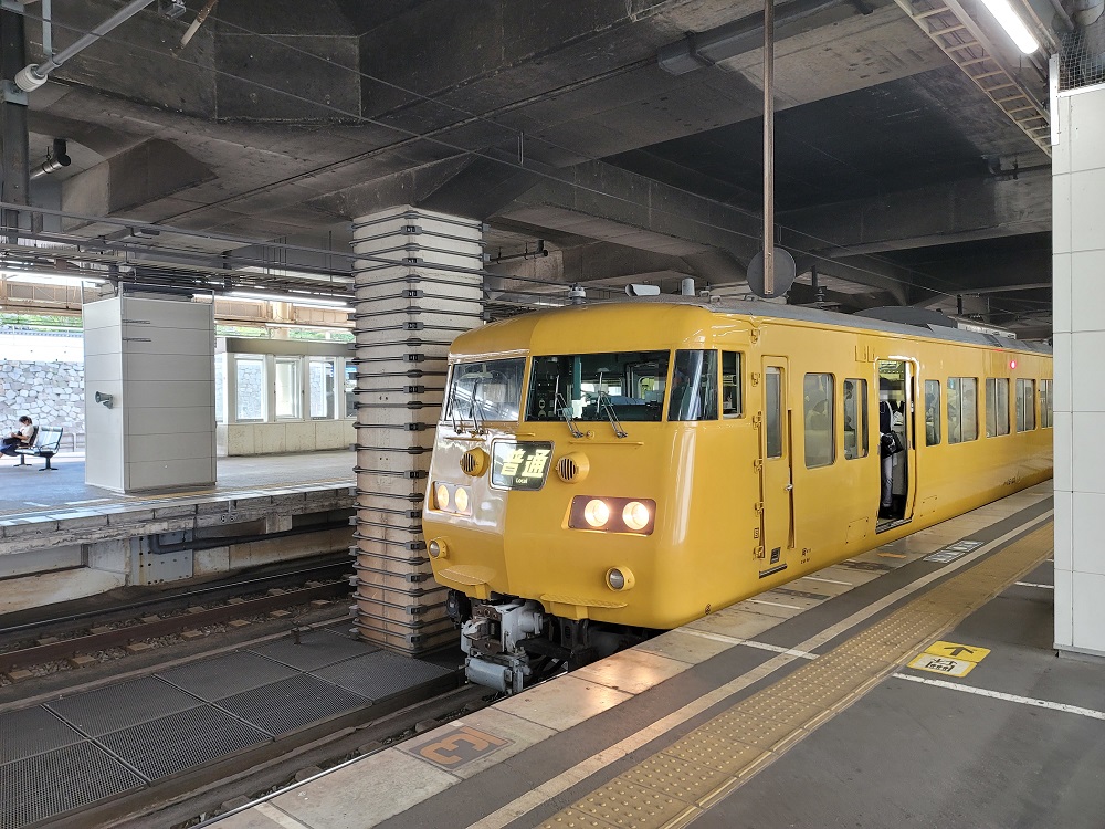117系 普通列車 糸崎行き