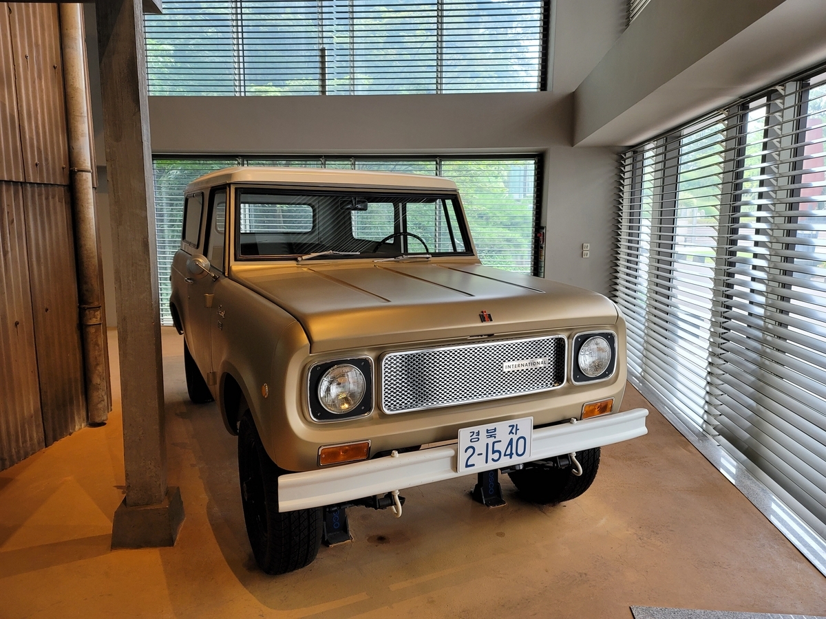 古いオフロード車