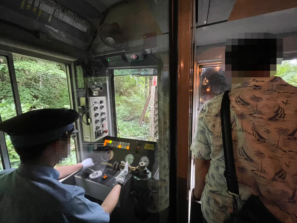 奥出雲おろち号の運転の様子